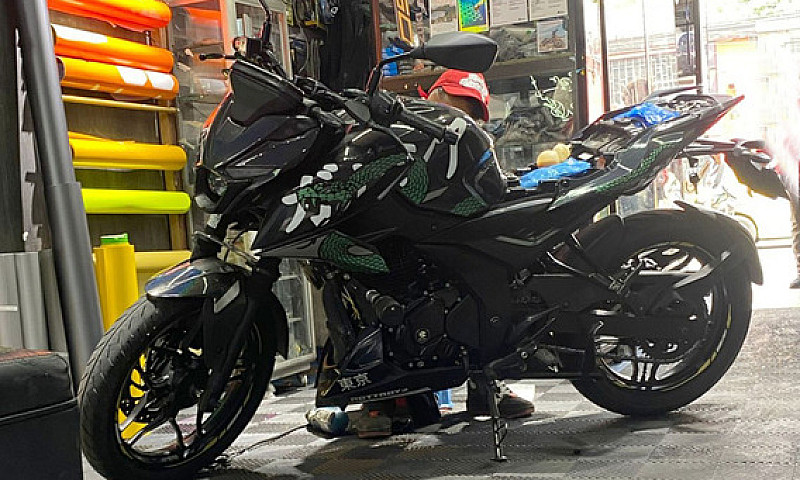 Bajaj Pulsar N250 20...