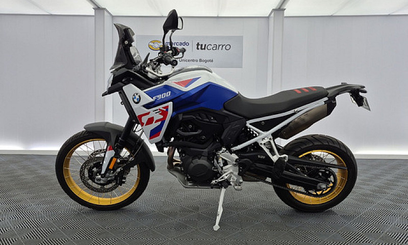 Bmw F900 Gs ...