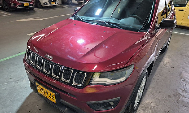 Jeep Compass 2.4...