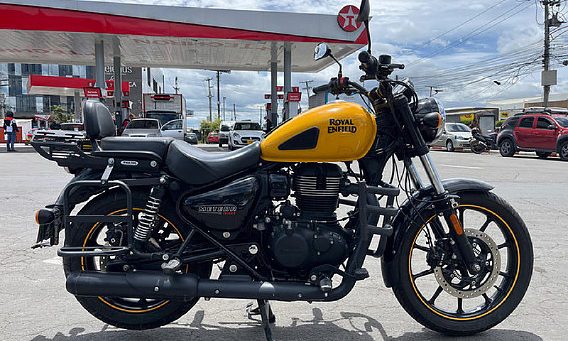 Royal Enfield Meteor...