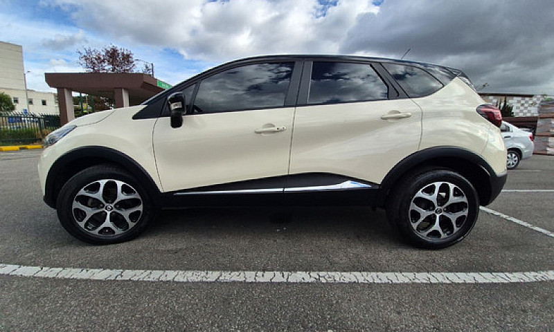Renault Captur 2.0 I...