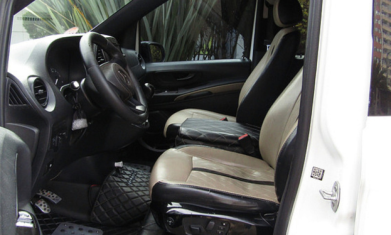 Mercedes-Benz Vito 2...