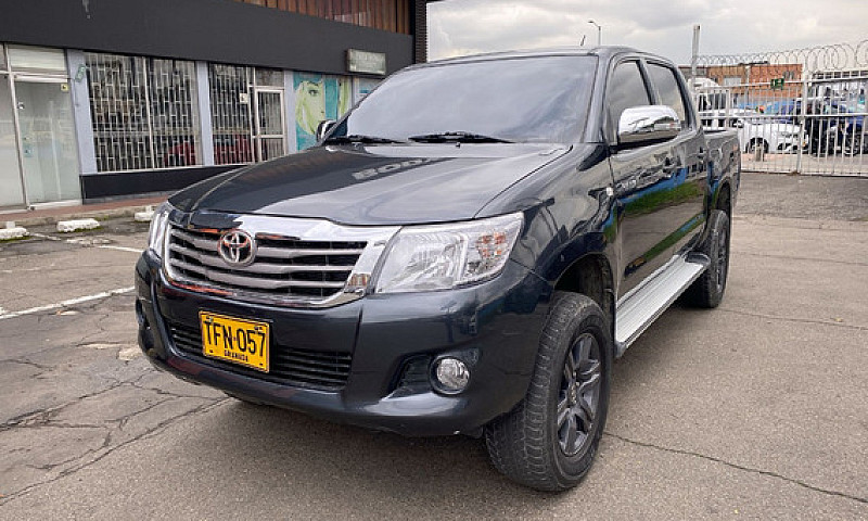 Toyota Hilux 2.5 Imv...