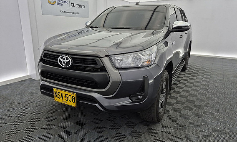 Toyota Hilux Mt 2.4 ...