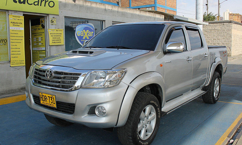Toyota Hilux 2.5 4X4...