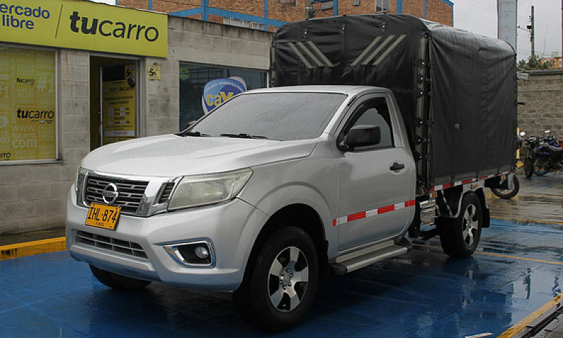 Nissan Frontier 2.5 ...