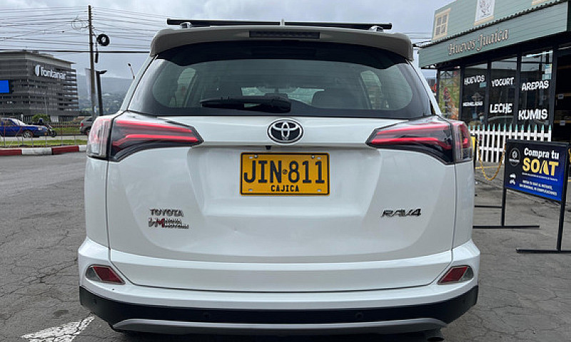 Toyota Rav4 2.0Cc At...