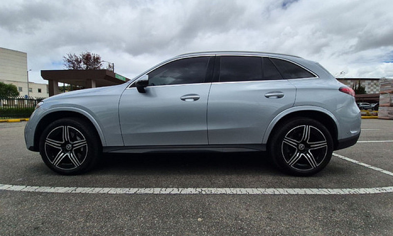 Mercedes-Benz Clase ...