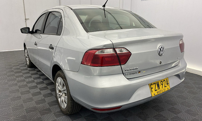 Volkswagen Voyage 1....