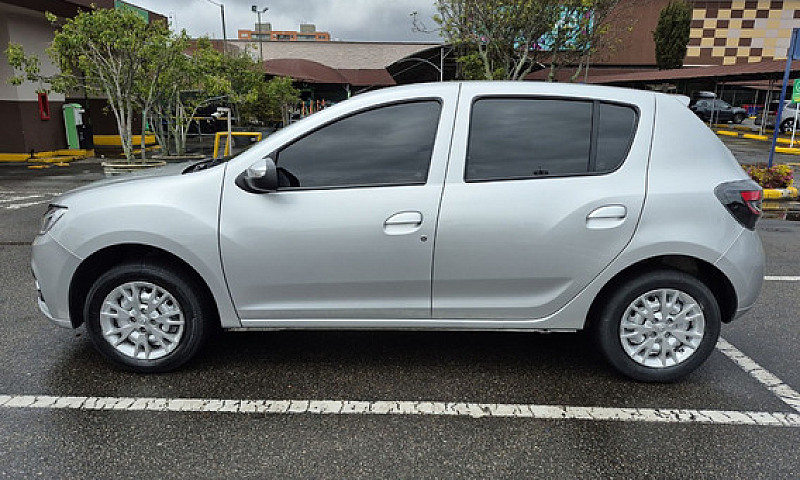 Renault Sandero 1.6 ...