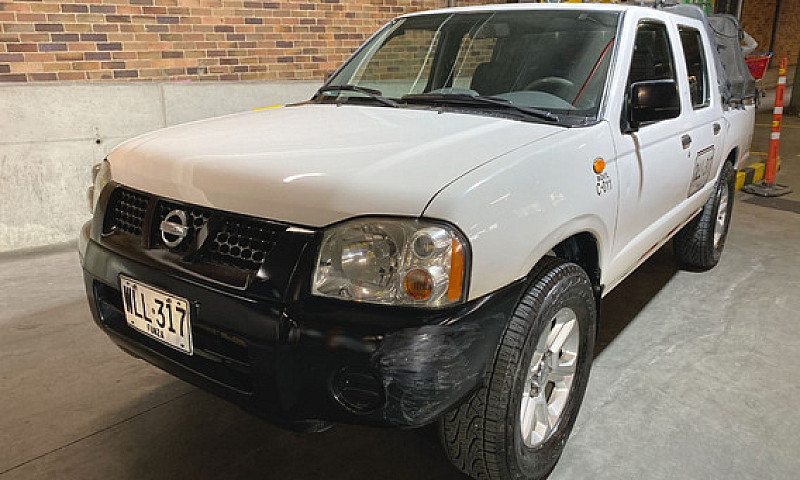 Nissan Np300 Frontie...