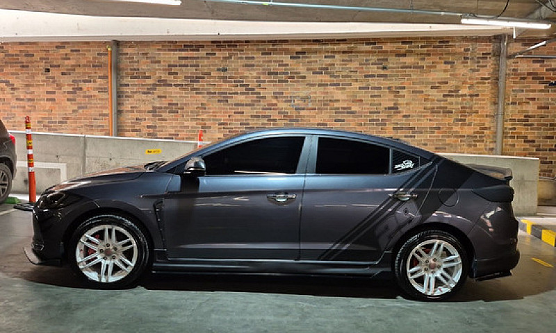 Hyundai New Elantra ...