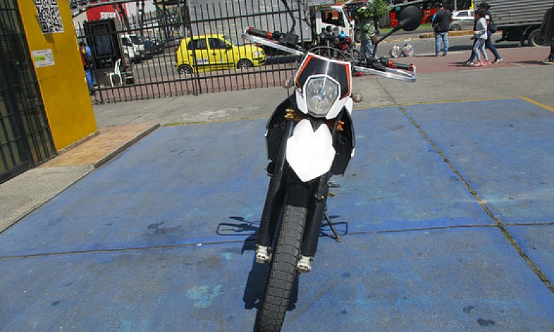 Moto Ktm 690 Enduro ...