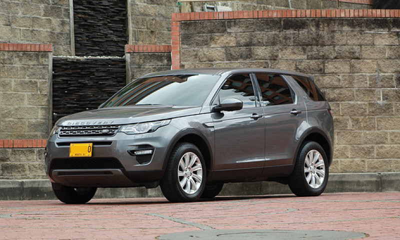 Land Rover Discovery...