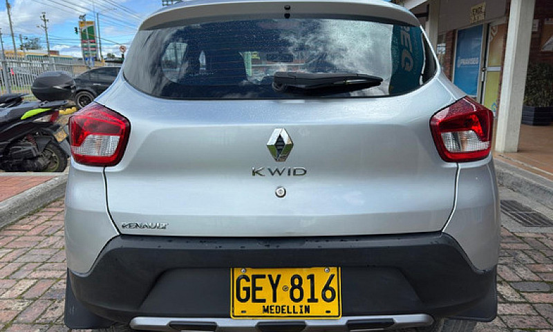 Renault Kwid 1.0 12V...