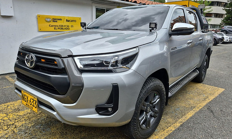 Toyota Hilux 2.4 Mt ...