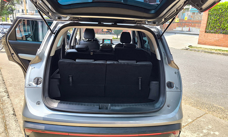 Chevrolet Captiva 1....