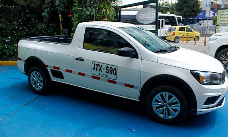 Volkswagen Saveiro...