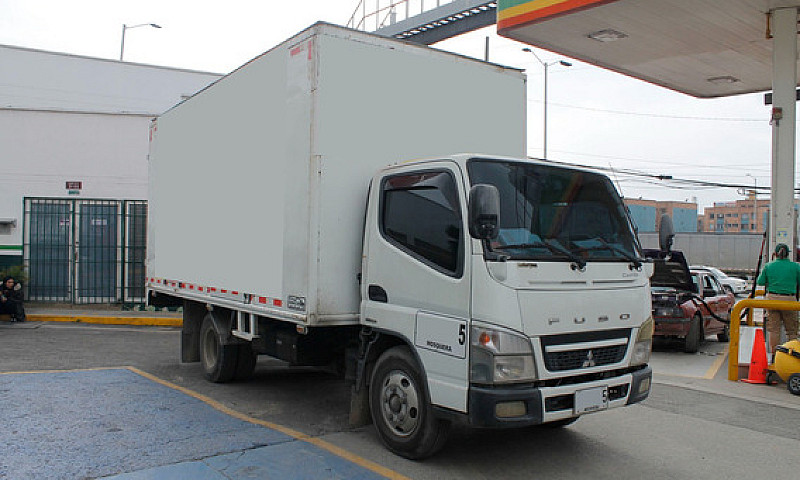 Mitsubishi Fuso Fe73...