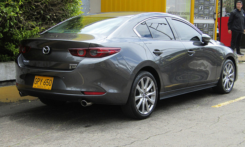Mazda 3 2.0 Grand To...