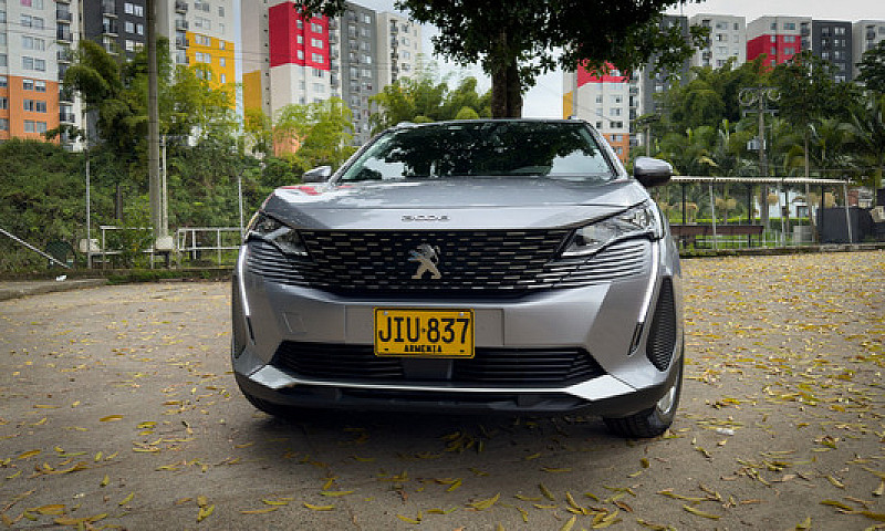 Peugeot 3008 1.6 Act...