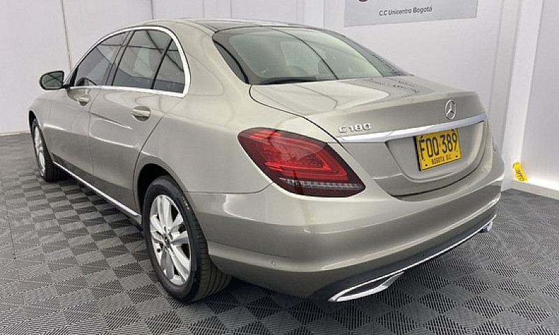 Mercedes-Benz Clase ...