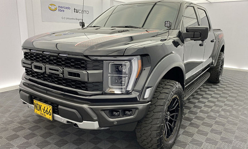 Ford Raptor F-150 3....