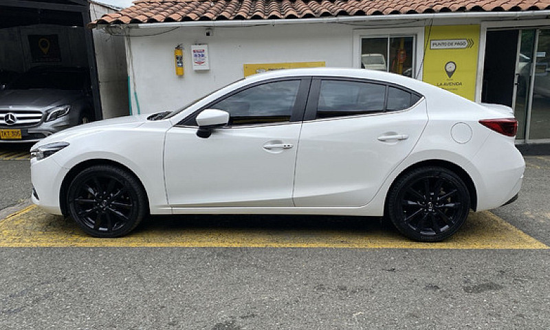Mazda 3 2.0 Grand To...