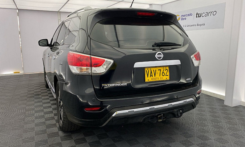 Nissan Pathfinder 3....