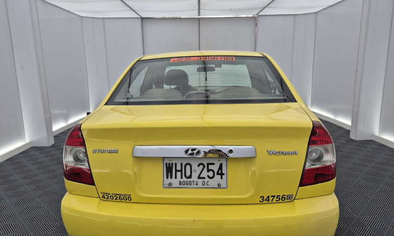 Hyundai Accent Verna...