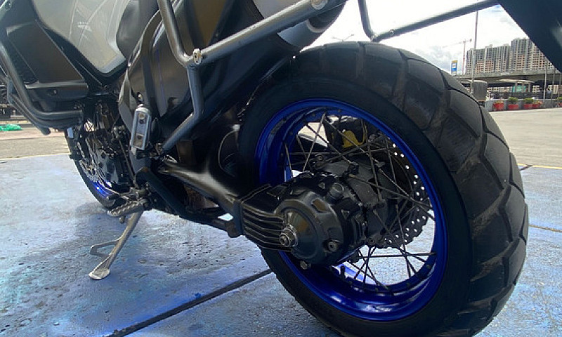 Yamaha Super Tenere ...