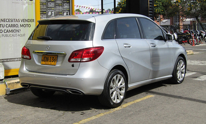 Mercedes-Benz Clase ...