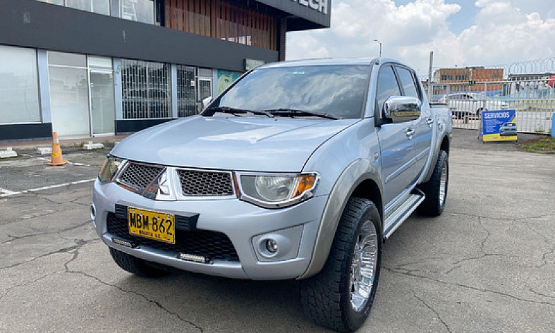 Mitsubishi L200  Spo...