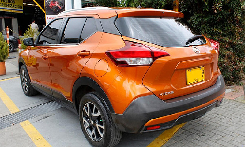 Nissan Kicks 1.6 Sen...