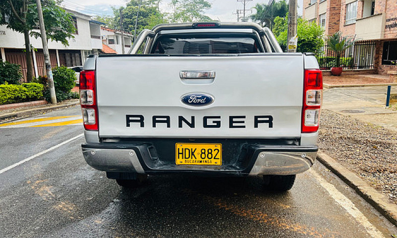 Ford Ranger 2.2 Xlt...