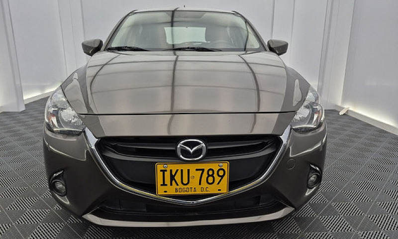 Mazda 2 1.5 Touring...