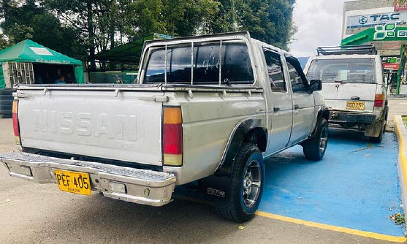 Nissan D21 2.0 Mt 20...