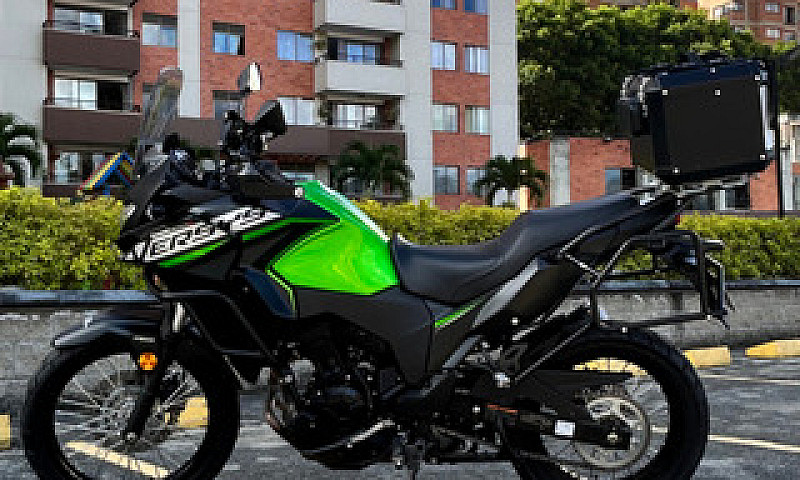 Kawasaki Versys 300,...