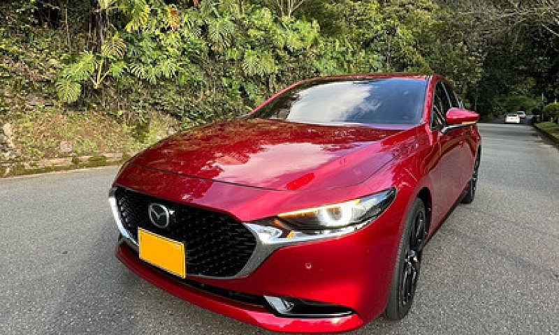Mazda 3 2.5 Grand To...
