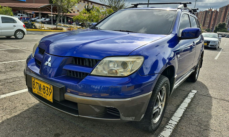 Mitsubishi Outlander...