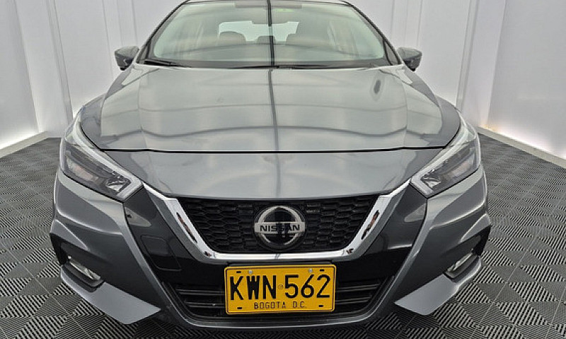 Nissan Versa 1.6 Exc...