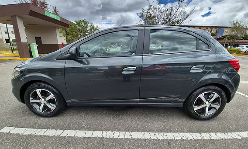 Chevrolet Onix 1.4 L...