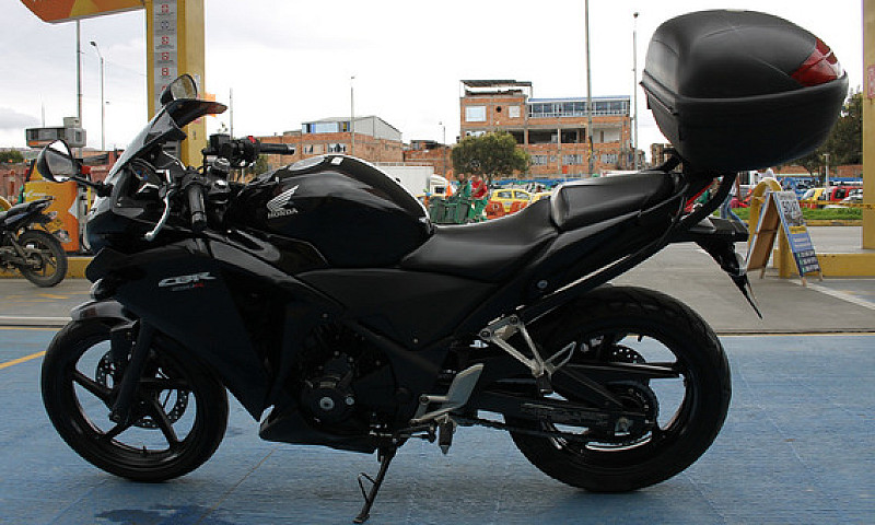 Honda Cbr 250 Rd...