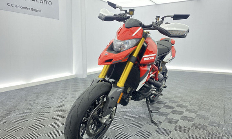Ducati Hypermotard 9...