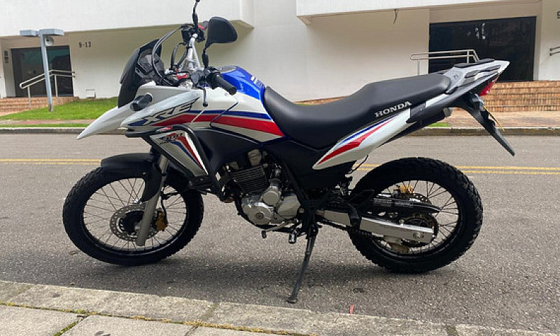 Honda Xre 300 Rally...