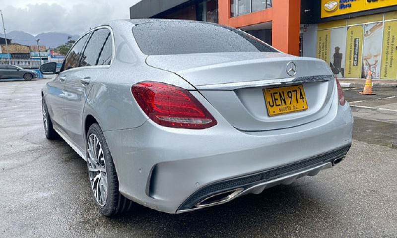 Mercedes-Benz Clase ...