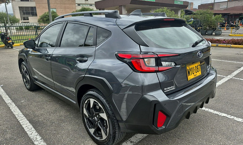 Subaru Cross Trek Li...