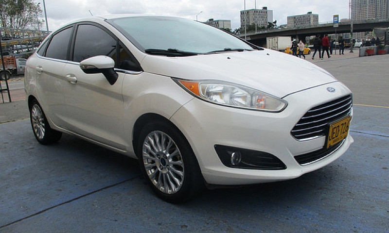 Ford Fiesta Titanium...