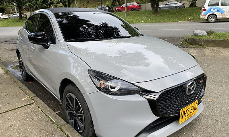 Mazda 2 2.0 Grand To...