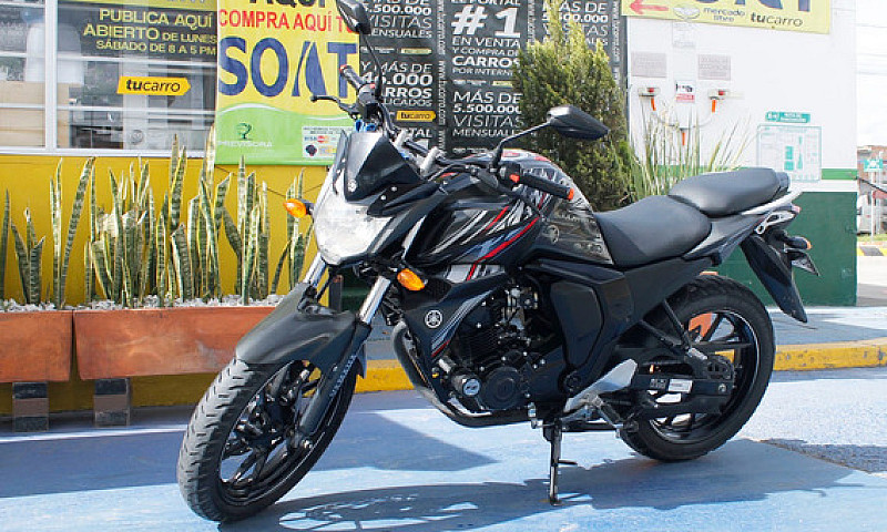 Yamaha Fzs 150 Model...